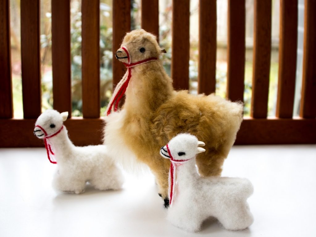 Vicuna Fur Ornament Figure Set of 3