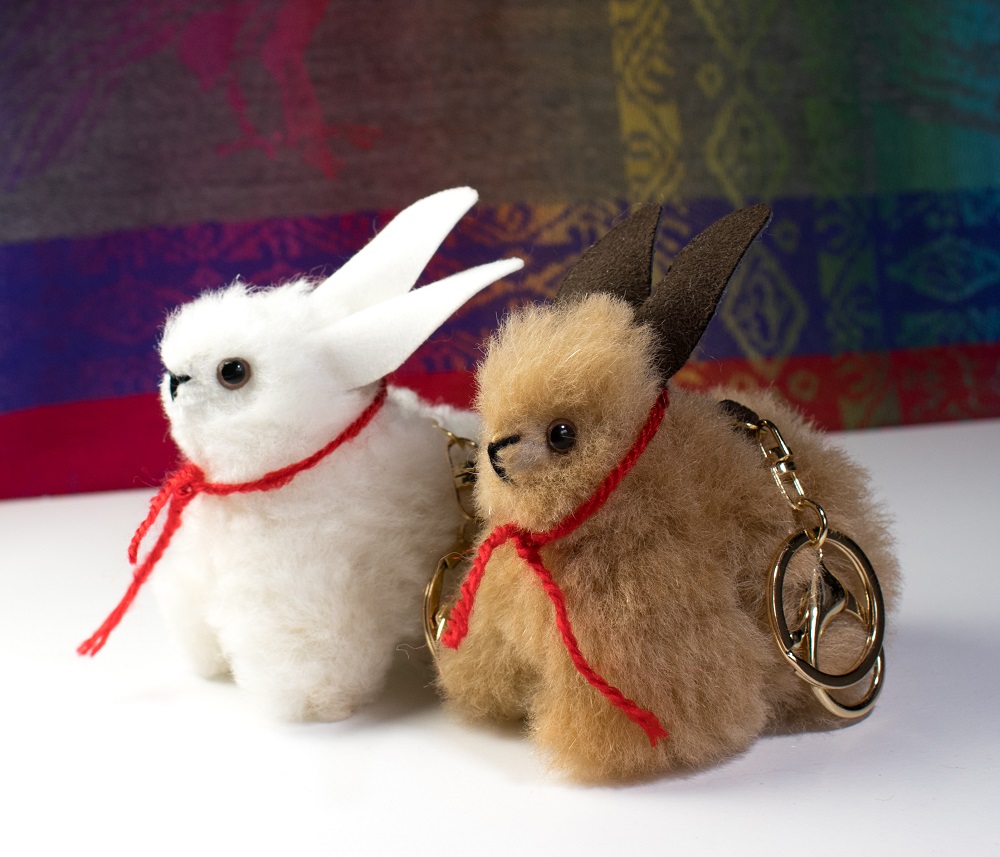 Handmade Wool Felt Alpaca Face Bag Charm, Keychain, White